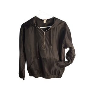 FOREVER 21 Black Hooded windbreaker jacket